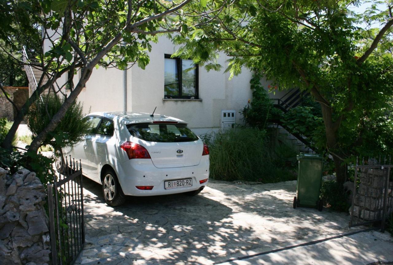 Apartment Jadranovo 5533A Buitenkant foto