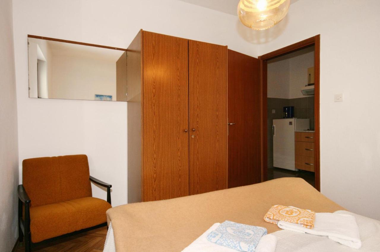 Apartment Jadranovo 5533A Buitenkant foto